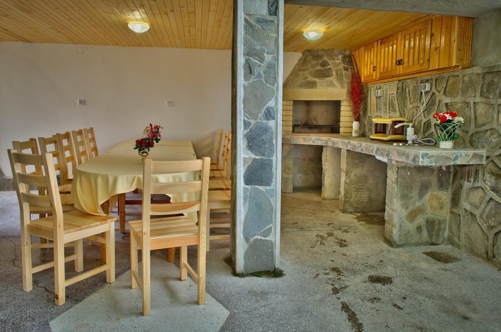 Guest House Joji Sapareva Banya Bagian luar foto